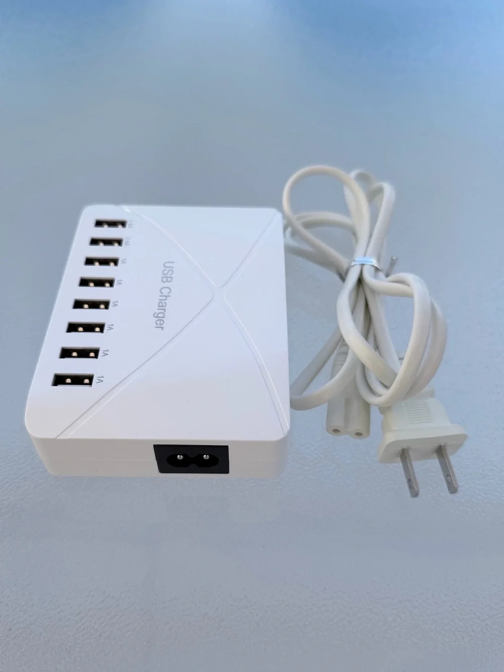 White Compact Dual Speed 8-Port USB Charging Station Hub and Power Cord